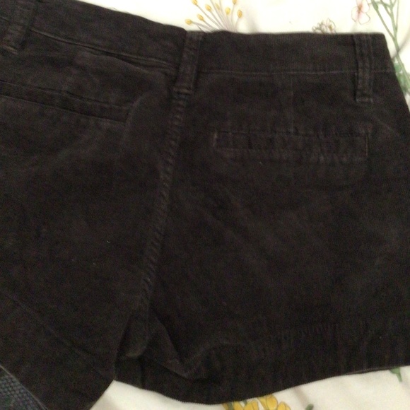 Brown  shorts - Picture 2 of 3